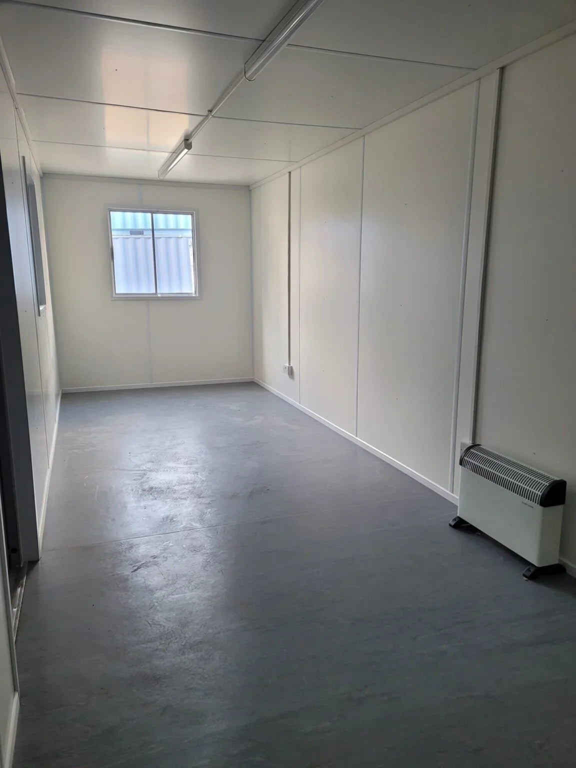 30ft ModiBox Office image 3