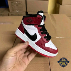 Nike Kids Shoes Pallets image 0